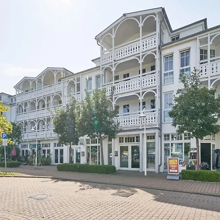 In Attraktiver Lage Des Ostseebades Sellin (Rugen)